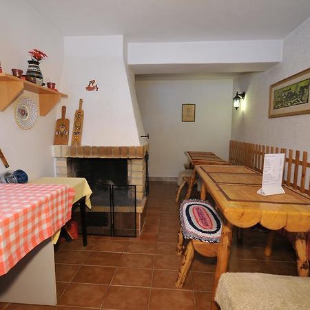 Vila Helena Hotel Liptovský Ján Екстериор снимка
