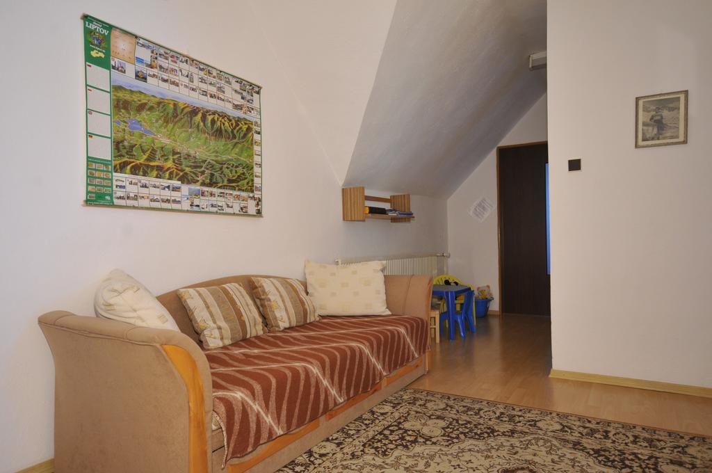 Vila Helena Hotel Liptovský Ján Екстериор снимка